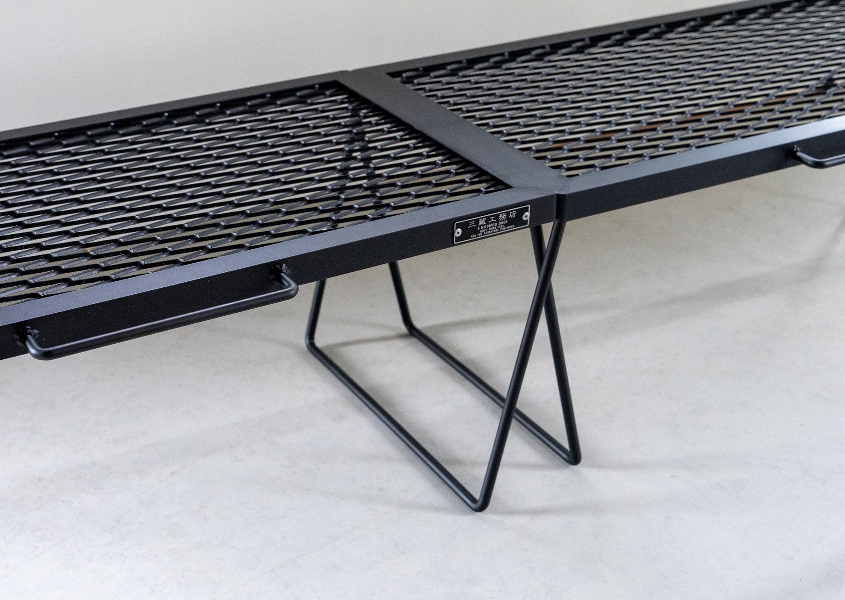 再入荷】サンゾー工務店 IRON TABLE - hinataストア