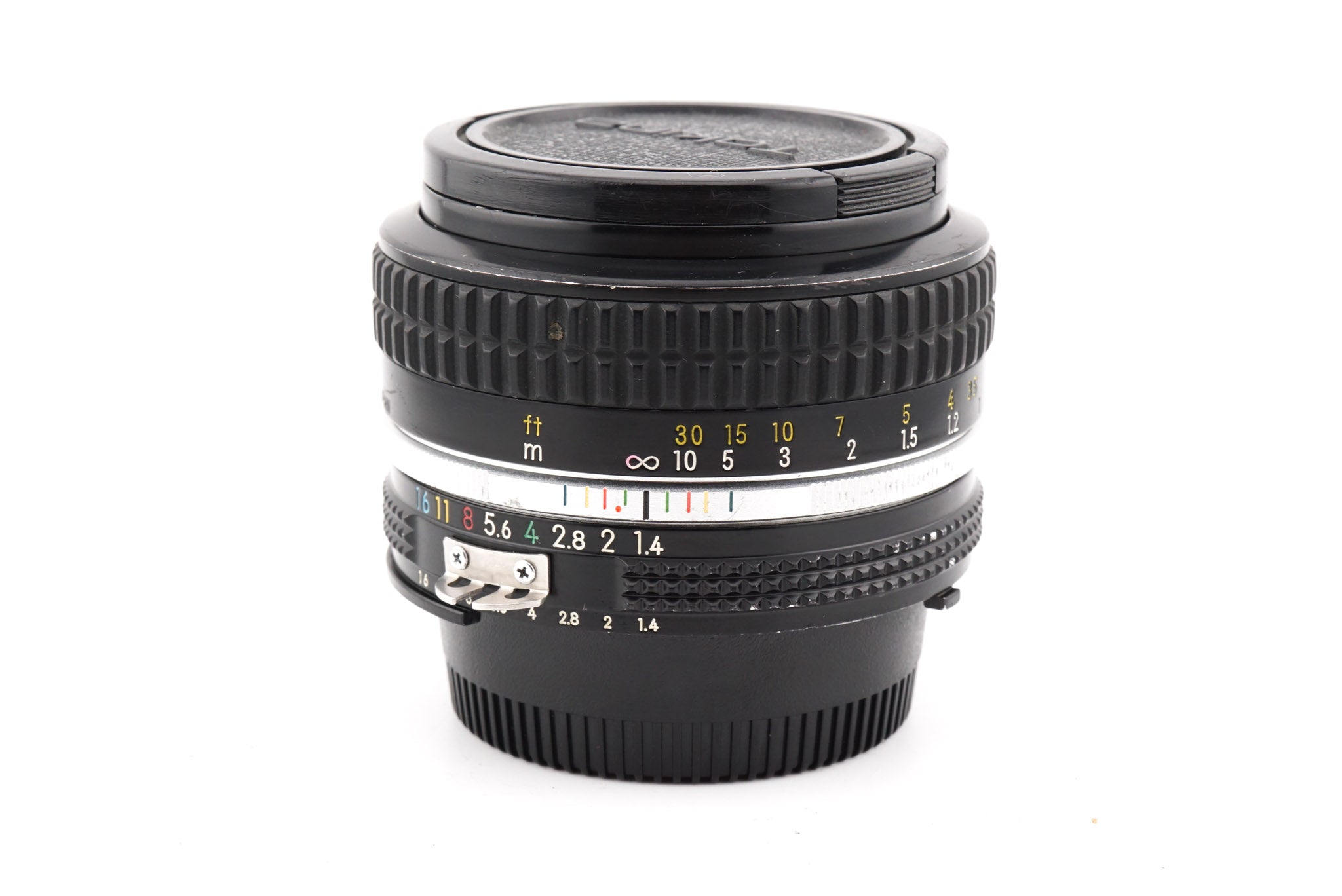 フィルムカメラ E598 Nikon FE Nikkor 50mm f/1.4 NikonFE Nikkor 50mm