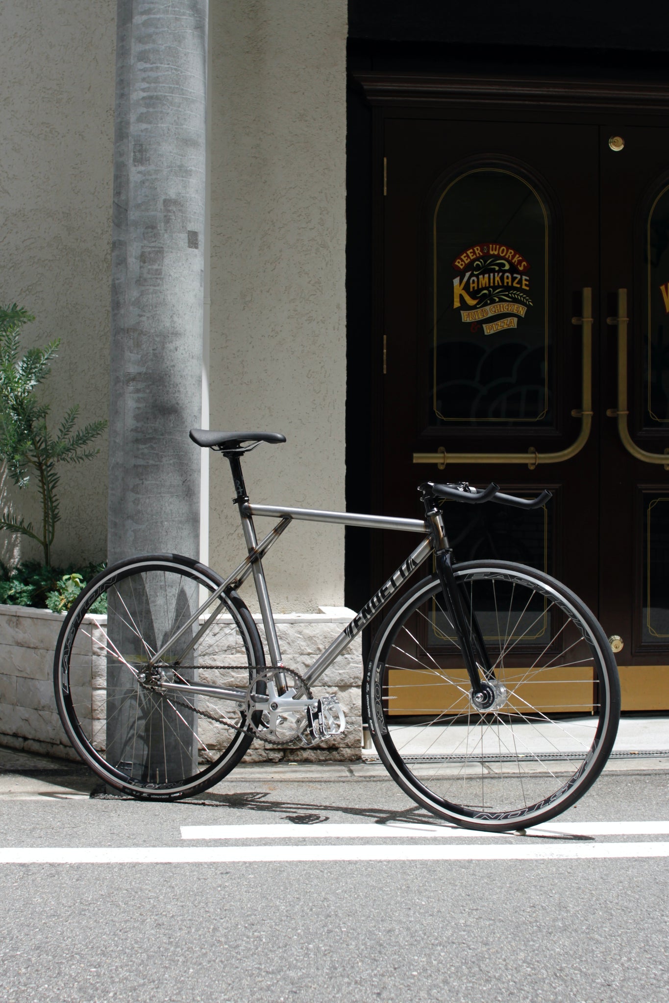 すぐに乗れるVENDETTAが1台だけあります。 | ブローチャーズ