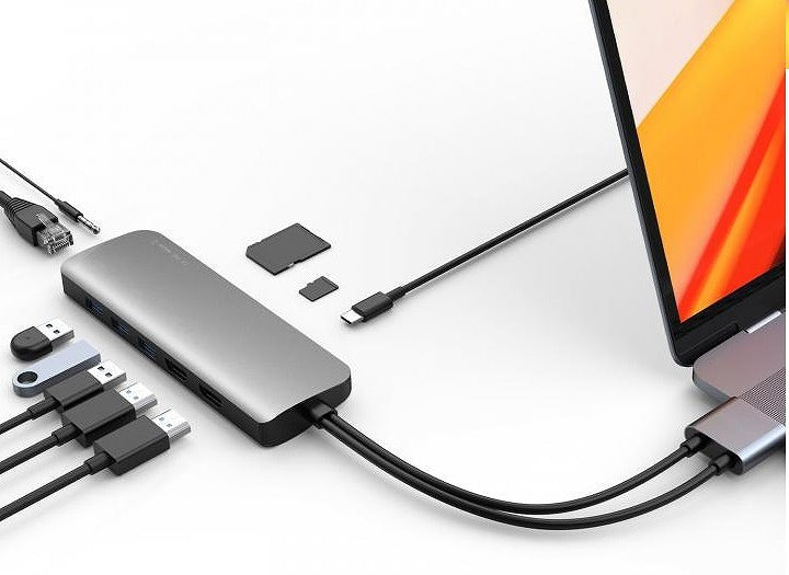 MacBook Pro・Airのポート難民を救う！なんと10ポートも拡張できる