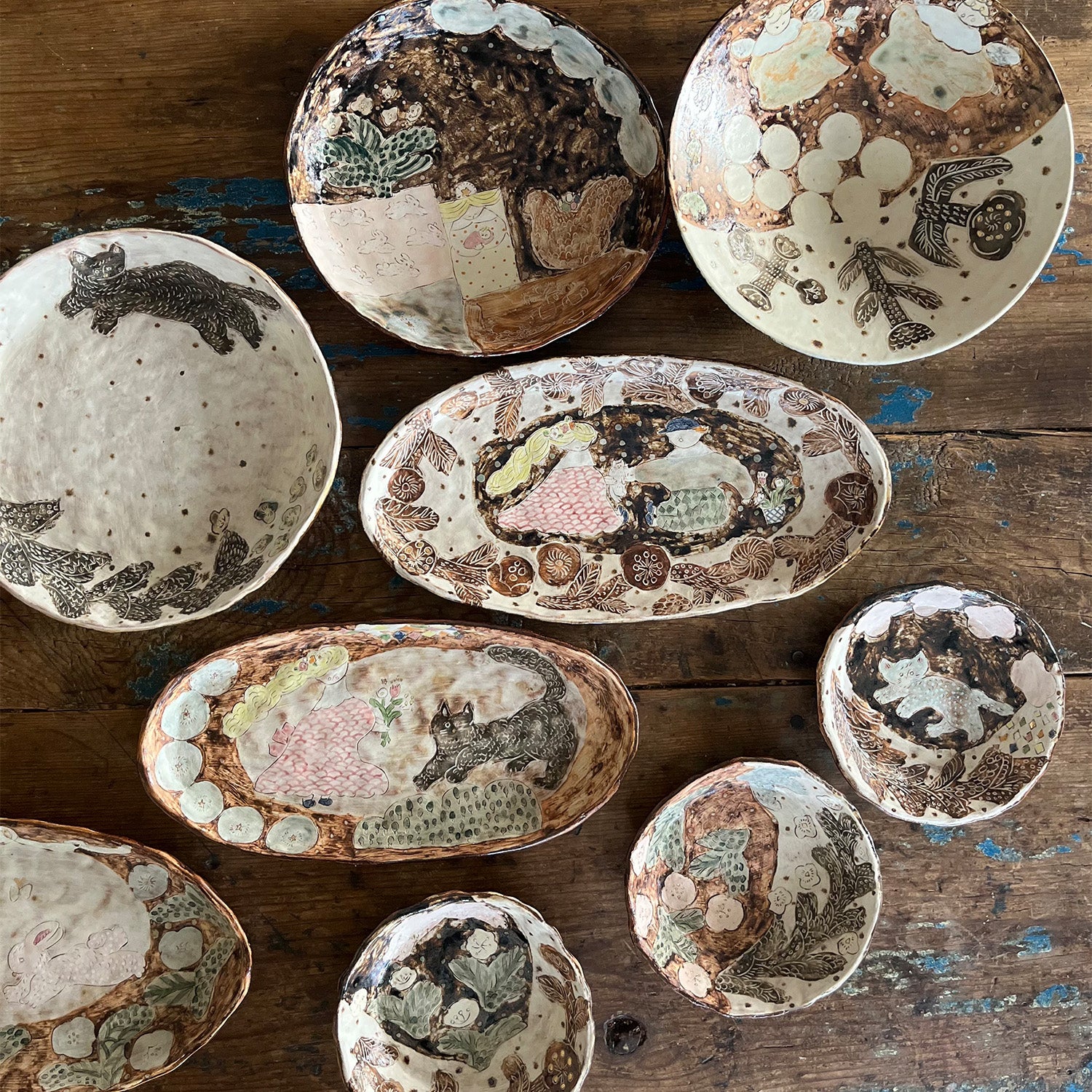 鳥と花の陶器皿 楕円形 ミシャコシャ 鳥と花の陶器皿 楕円