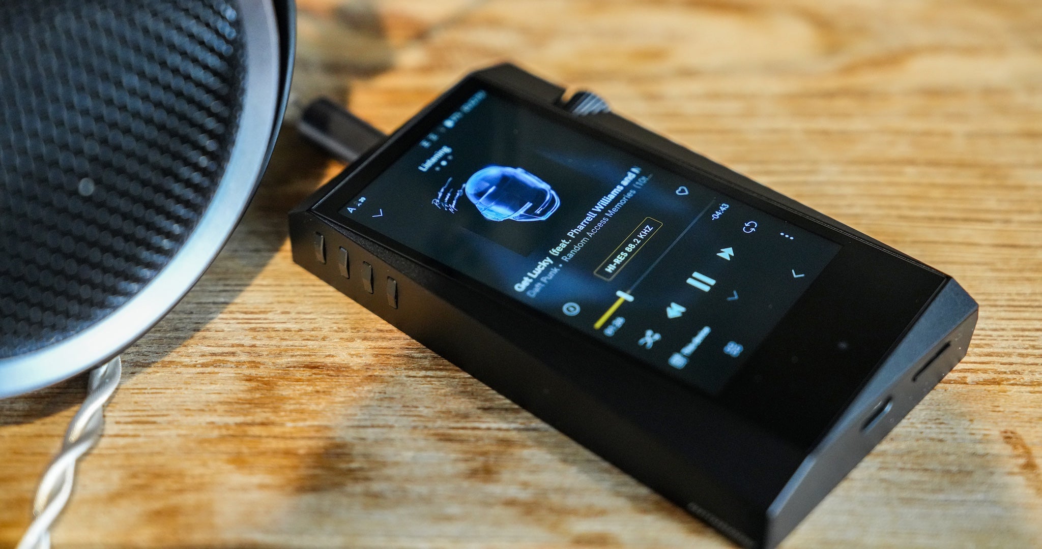 Astell&Kern A&norma SR35 Digital Audio Player | Bloom Audio
