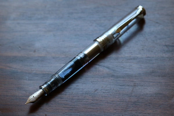 Pelikan M805 Demonstrator – PEBBLE STATIONERY CO.