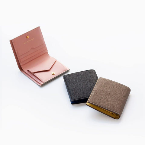 商品紹介】バイ フォールド ウォレット(二つ折り財布)