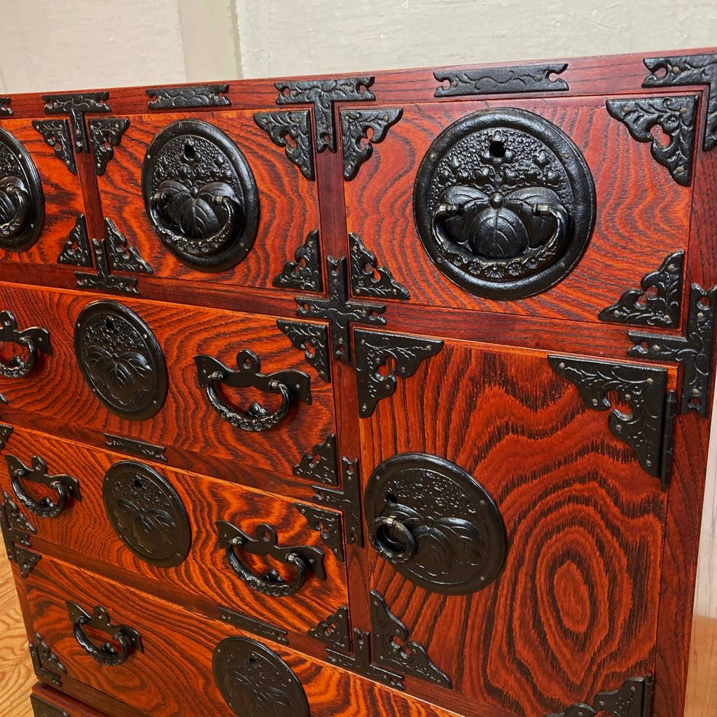 岩谷堂箪笥 車箪笥 和家具 4段 中古 日本 伝統 渋い 工芸 鍵付き