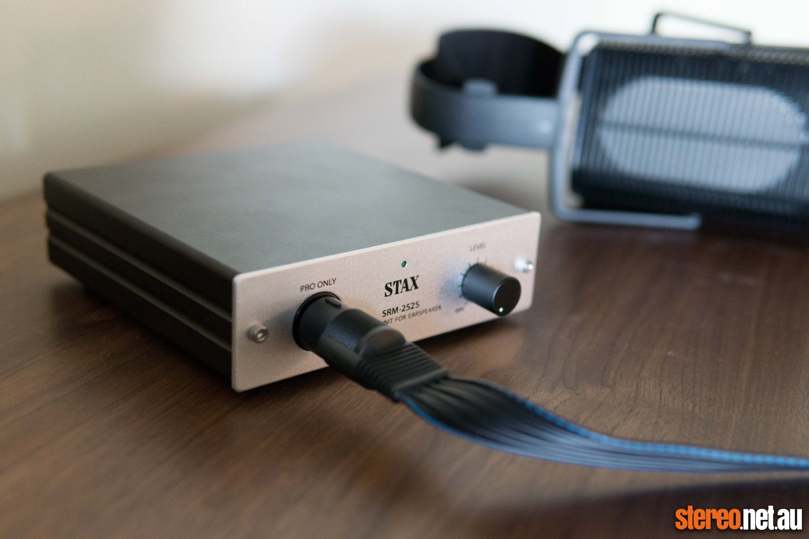 Stax srs-3100 electrostatic earspeaker system – STAX Headphones