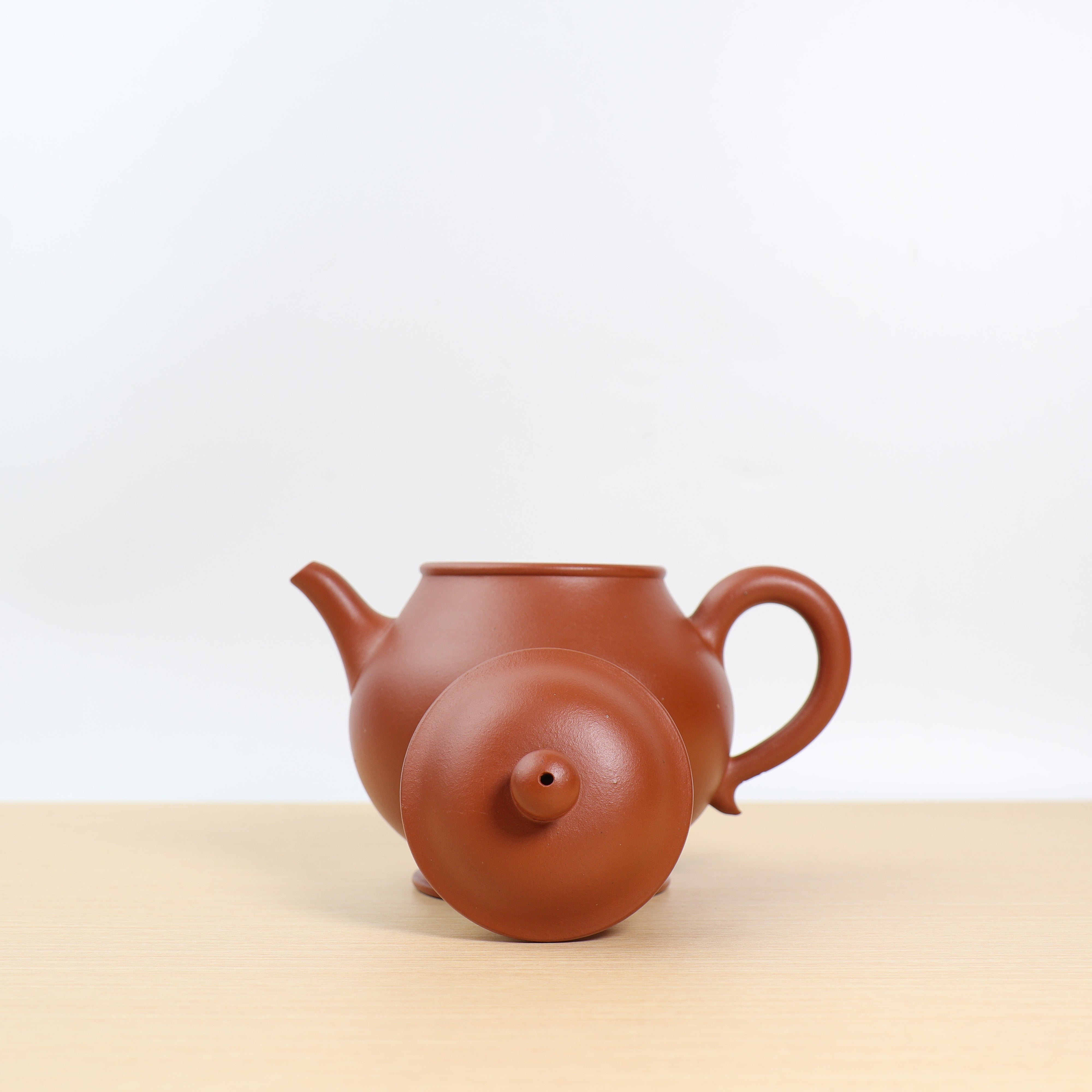 中国古美術 中国宜興 紫砂壺 歳寒三友壺 底款:顧景舟 原鉱紅泥 急須