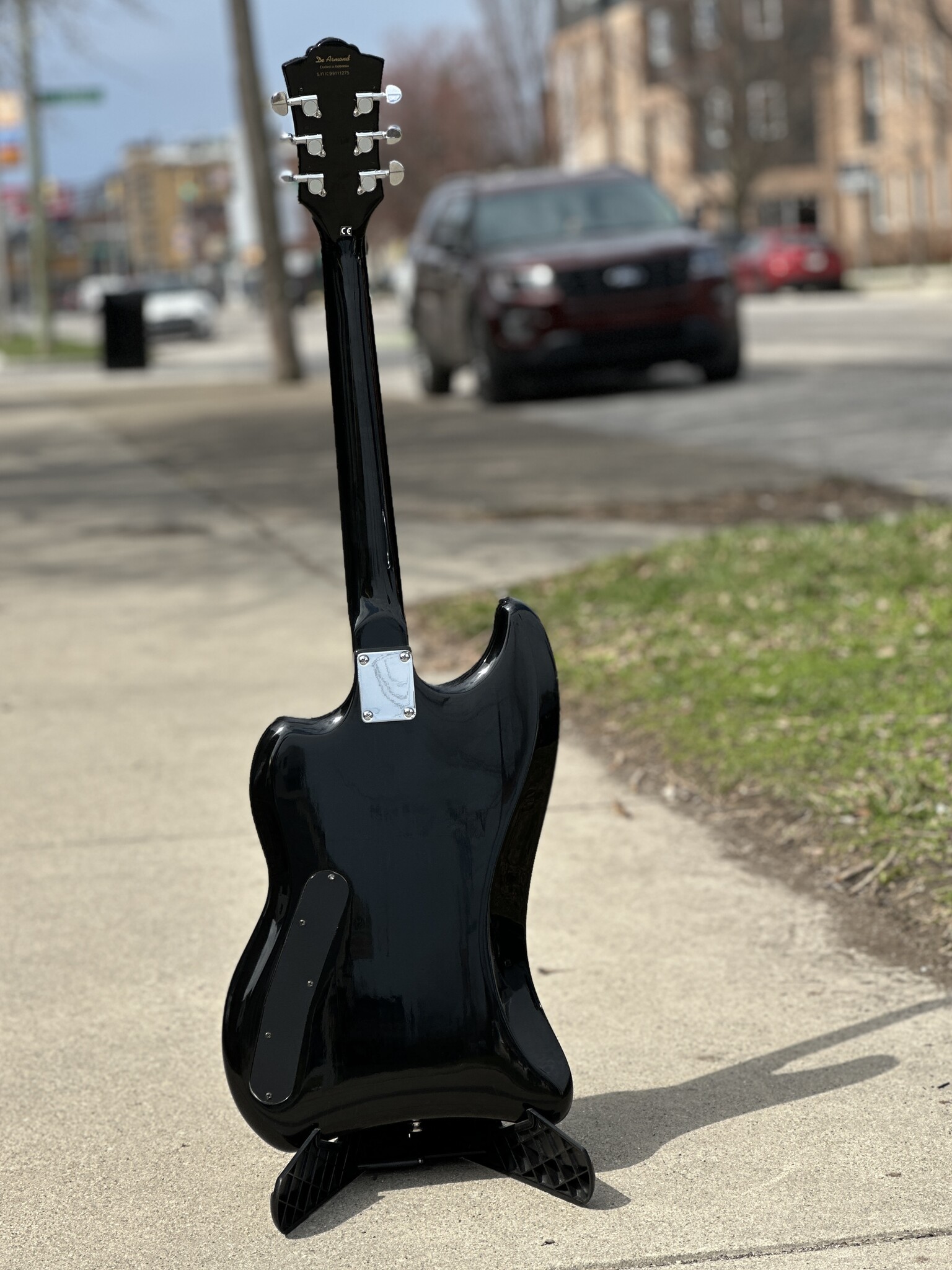 Dearmond Jetstar Spel Guitar - black - Indy String Theory LLC