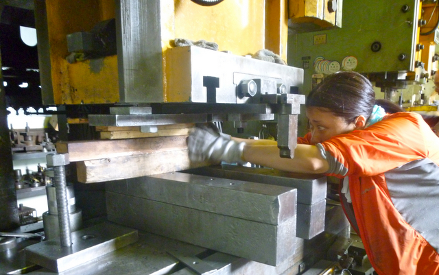 日本製オイルランプ 日本で唯一の製作所 送料無料 - Winged Wheel