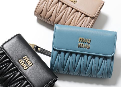 2023年秋冬新作も!】MiuMiu(ミュウミュウ)のお財布で大人ガーリーに