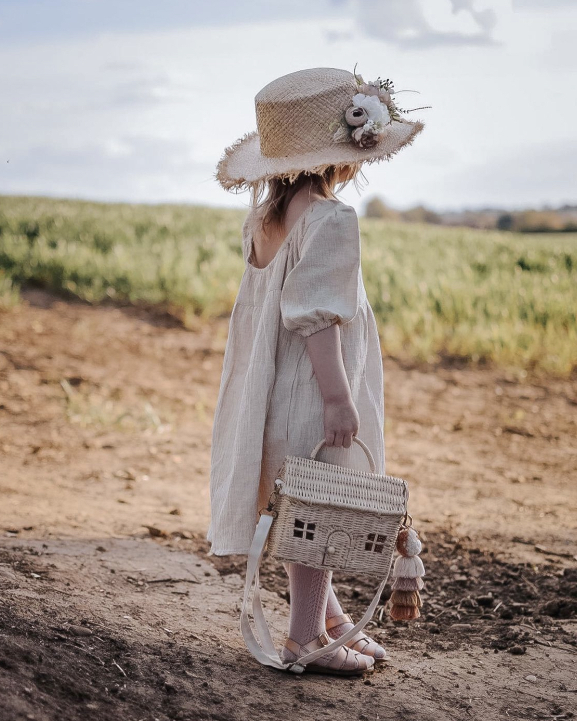 新品 olliella casa clutch straw かごバッグ オリエラ Olli Ella