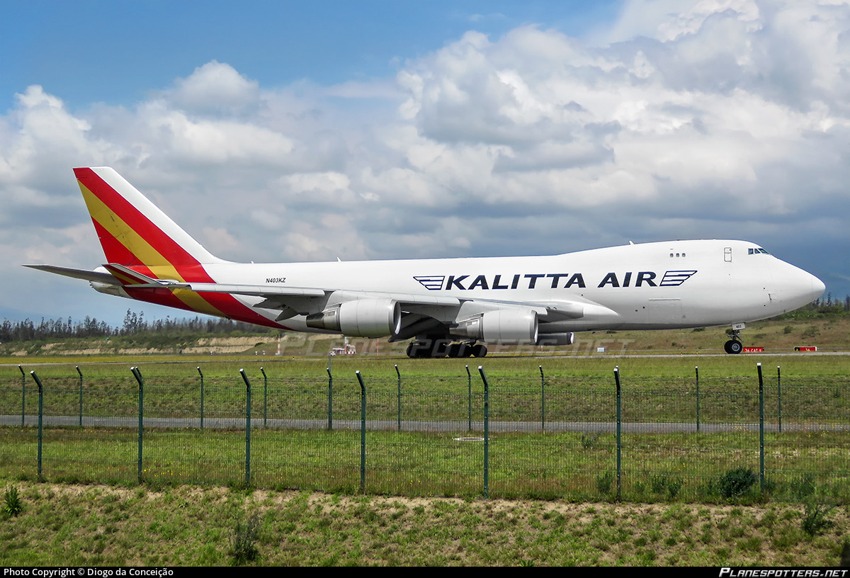 カリッタエア 747-400F N403KZ 1/200 20⁄11⁄23 嘉手納基地 Kalitta Air