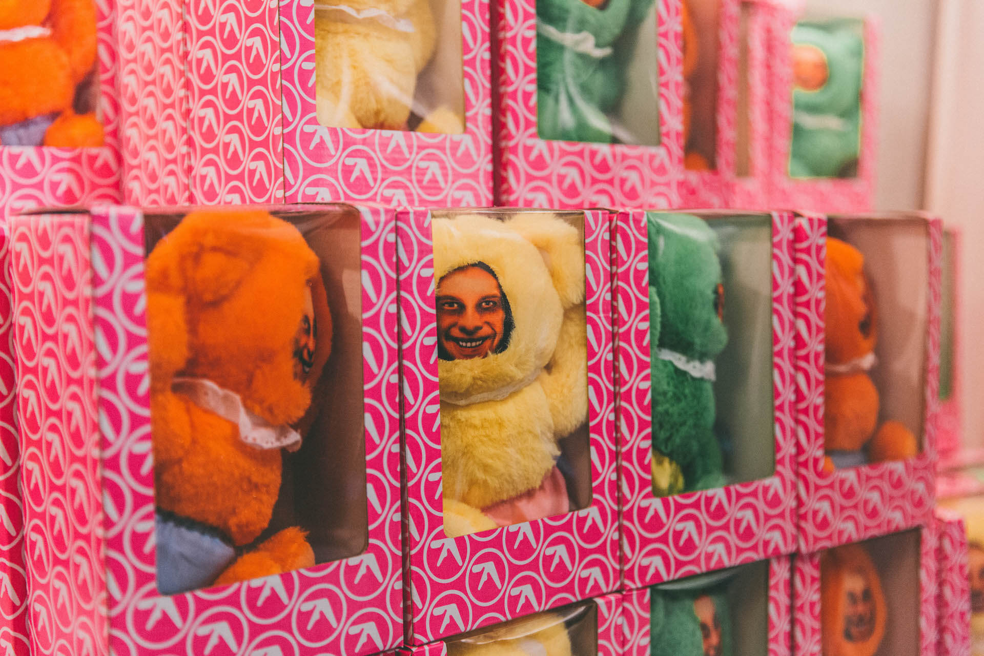 aphex twin エイフェックスツイン ぬいぐるみ supreme aphex twin