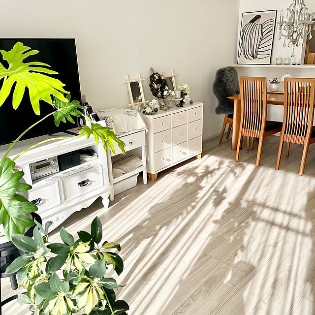 取引中】IKEA TYSSEDAL サイドテーブル 白 IKEA/イケア】TYSSEDAL