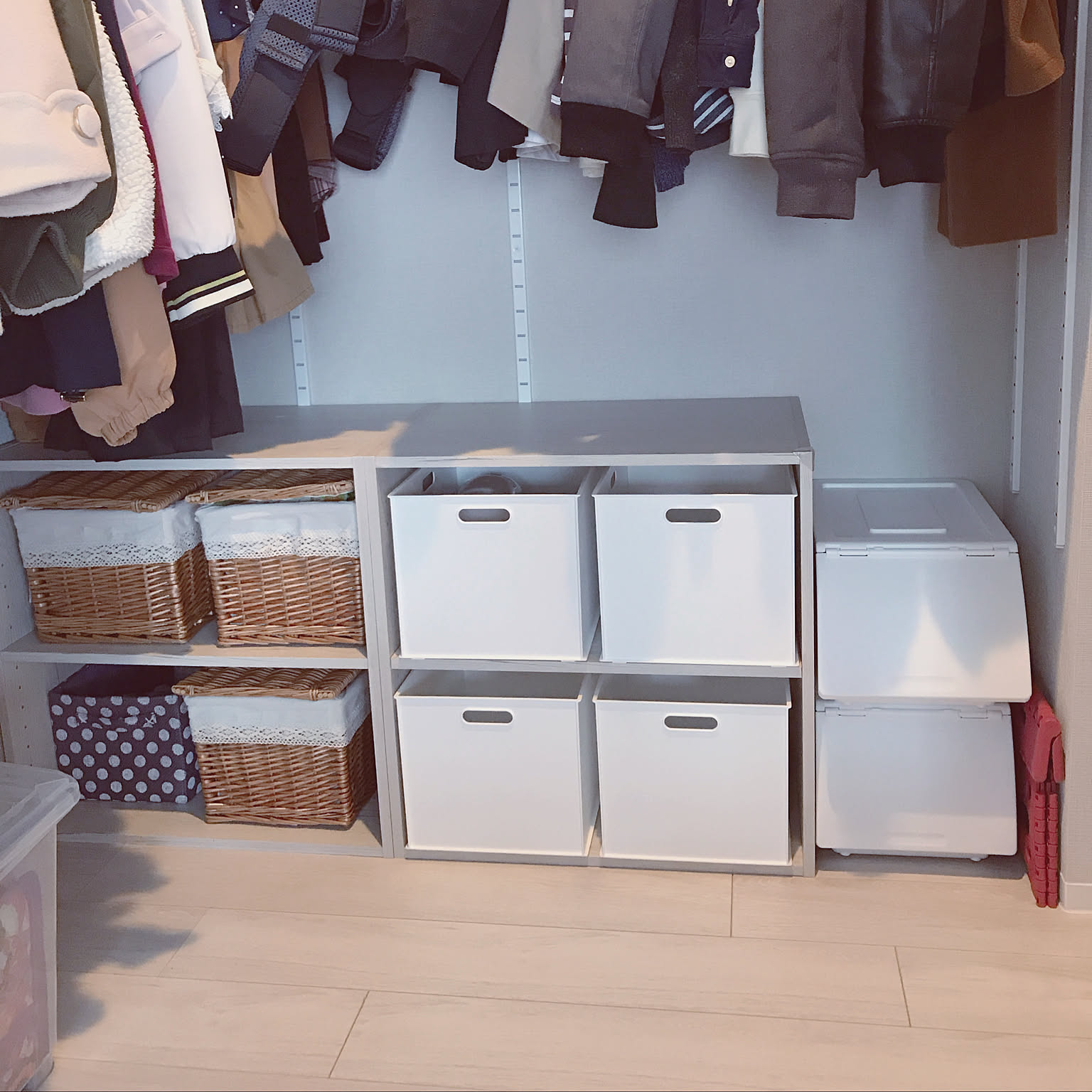 見せない収納”もスッキリ♪整理整頓に役立つ収納ケース | RoomClip mag