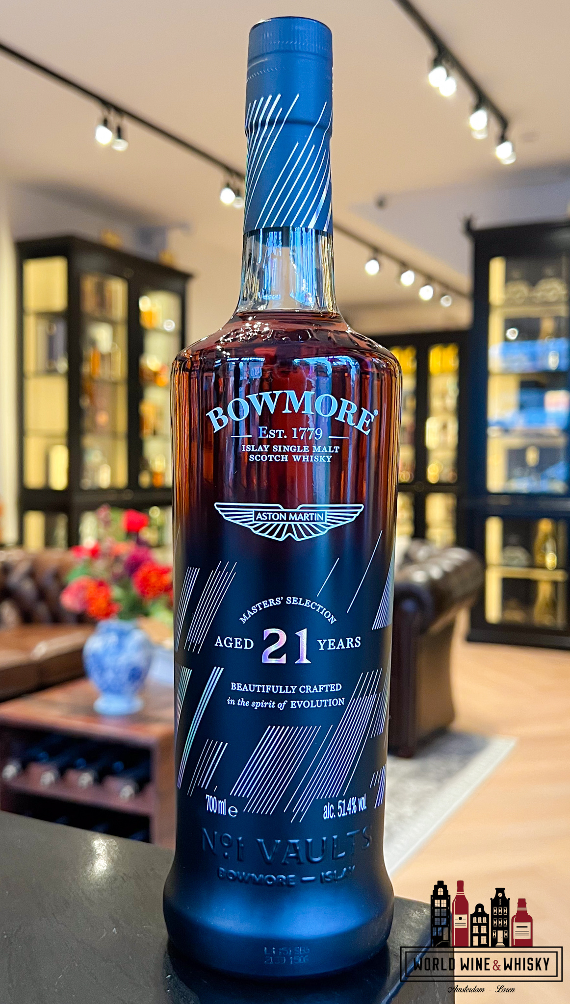 Amazon.co.jp: ボウモア 10年 アストンマーティン エディション1