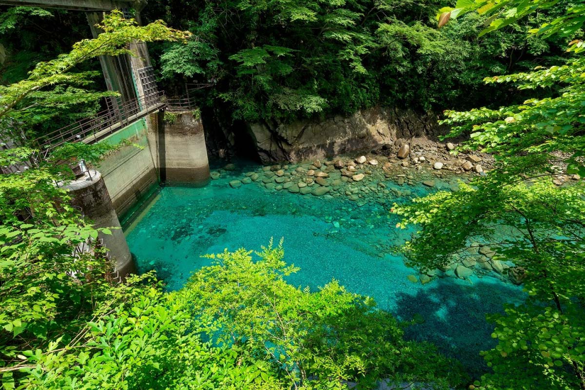 See the mystical blue water of the hidden 