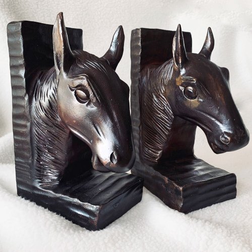 躍動感あふれる馬の置物 削り出し 木製 台湾製 重量感あり5.2kg 3頭
