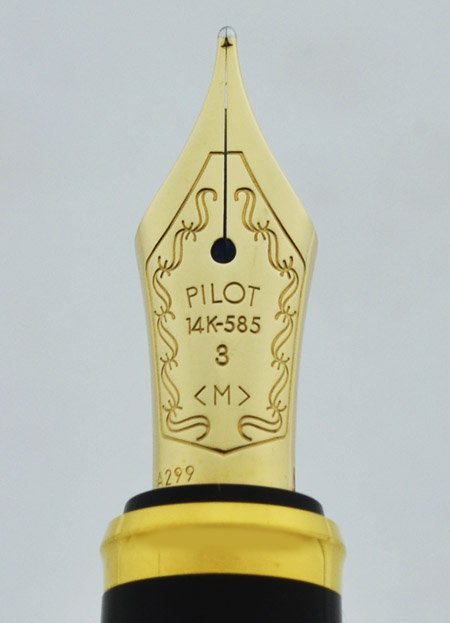 Pilot Namiki Custom 98 Fountain Pen - Short, Gold Trim, 14k Medium