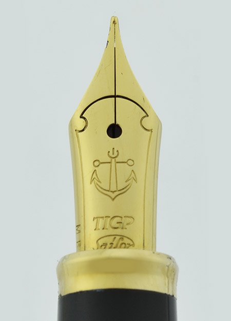 Sailor Somiko Fountain Pen - Black, Gold Trim, Medium Fine TIGP