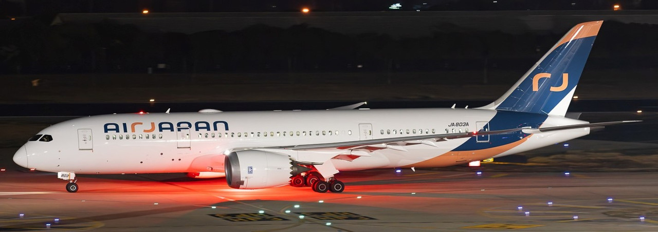 JC Wings Air Japan Boeing 787-8 Dreamliner Reg: JA803A With