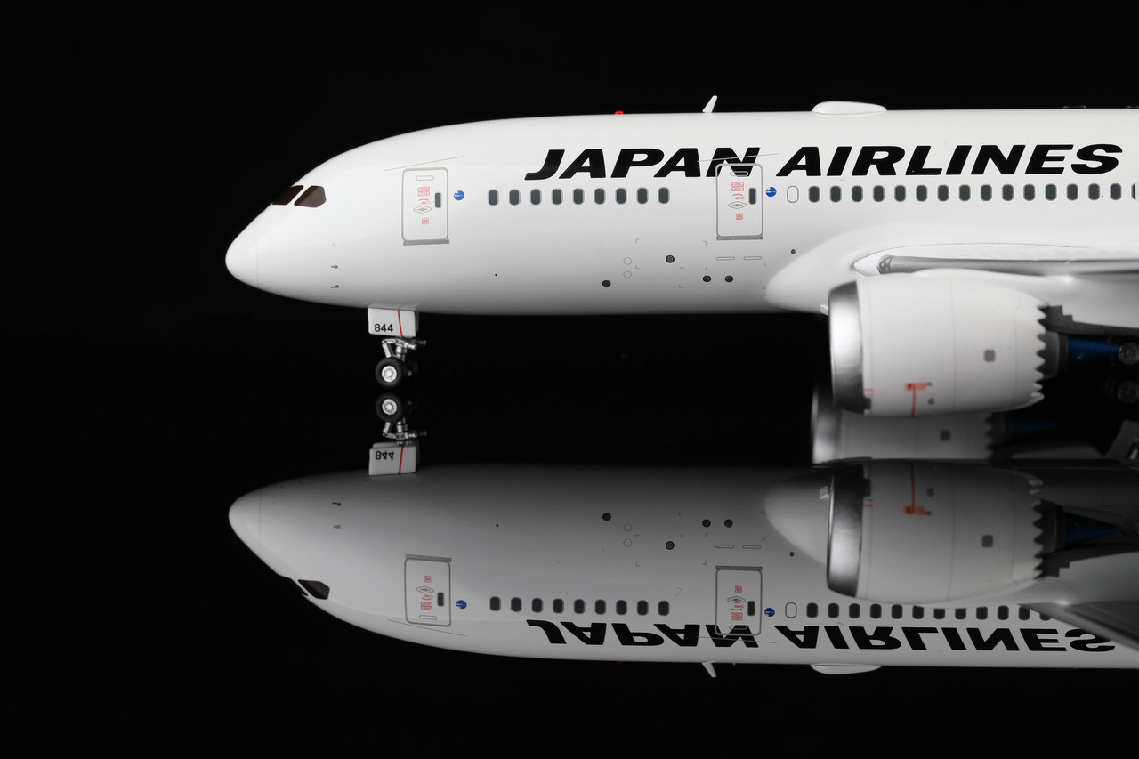 SQ Wings JAL Boeing 787-8 JA844J L2025 Scale 1:200