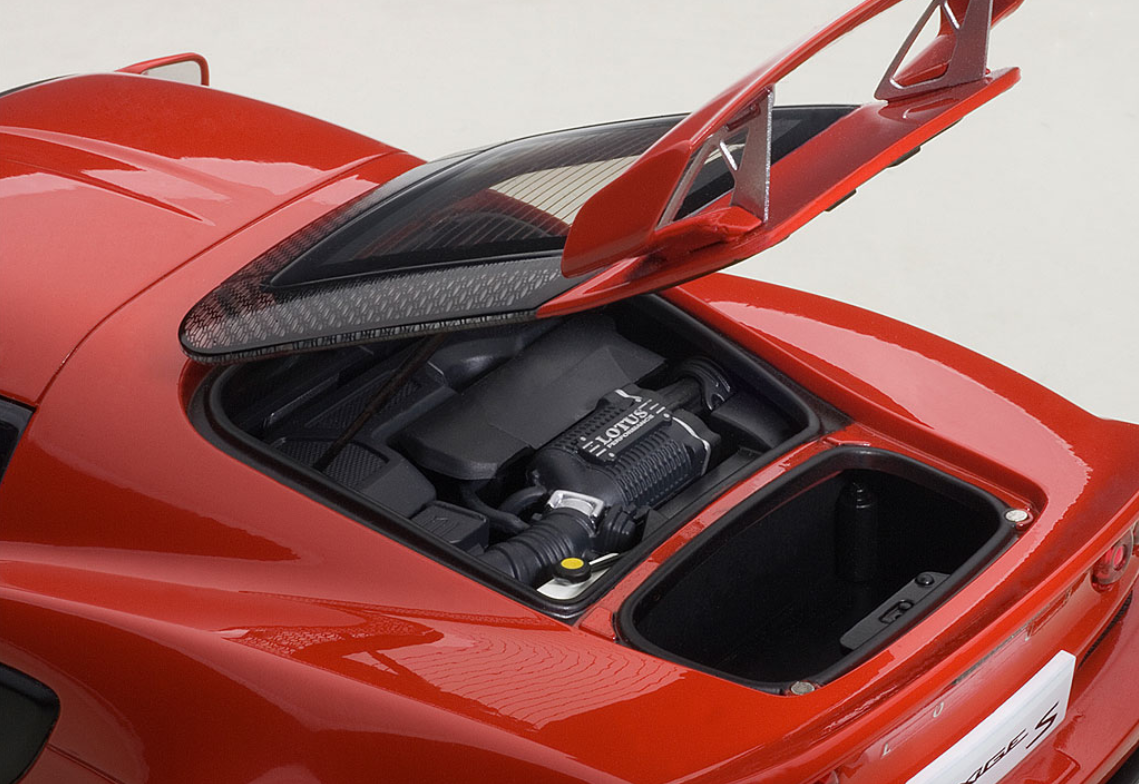 1/18 AUTOart Lotus Exige S (Red) Car Model - LIVECARMODEL.com