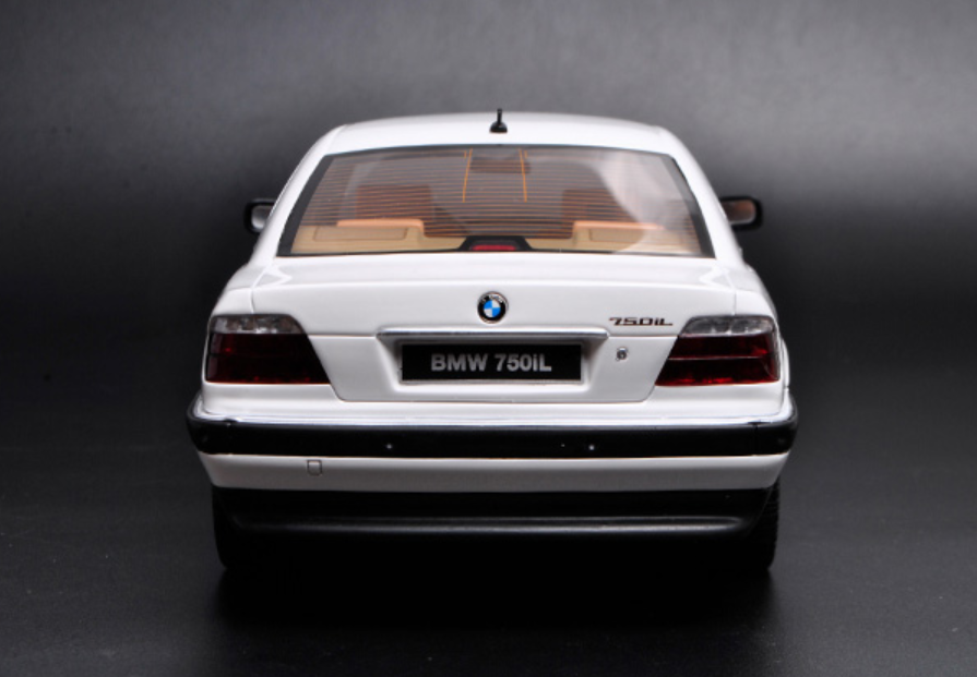 1/18 OTTO BMW E38 7 Series 750iL (White) Resin Car Model Limited
