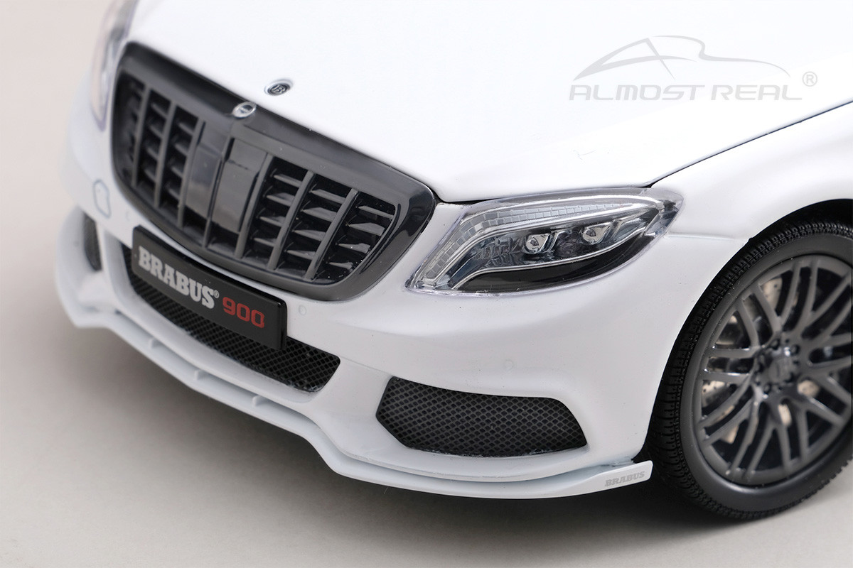 1/18 メルセデスマイバッハ BRABUS 900 Almost Real Almost Real