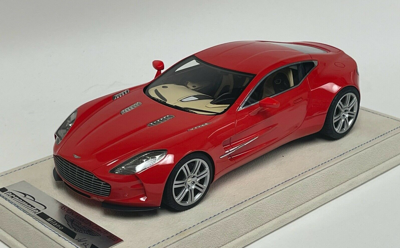 AstonMartin ミニカー One77 1/18 MONDOMOTORS Aston Martin One-77