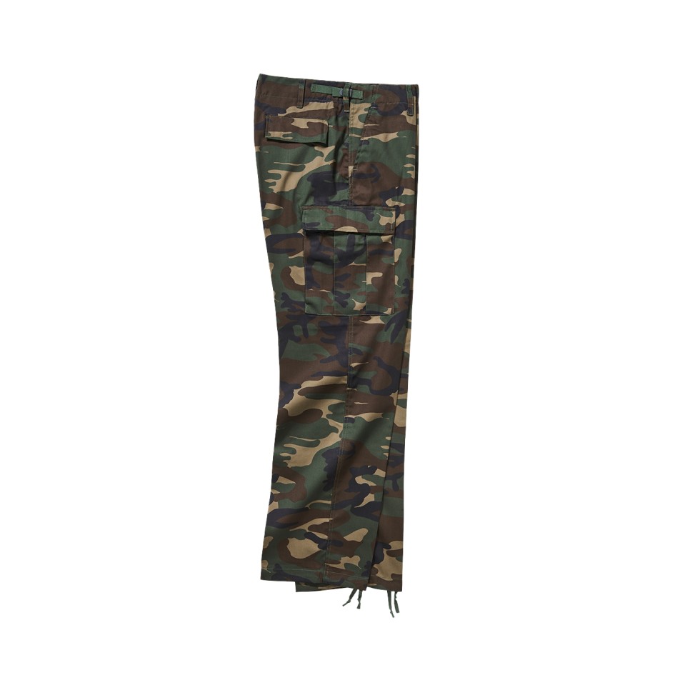 最終値下げspark!!sound!!show!! スサシ ヒバナカモフラパンツ