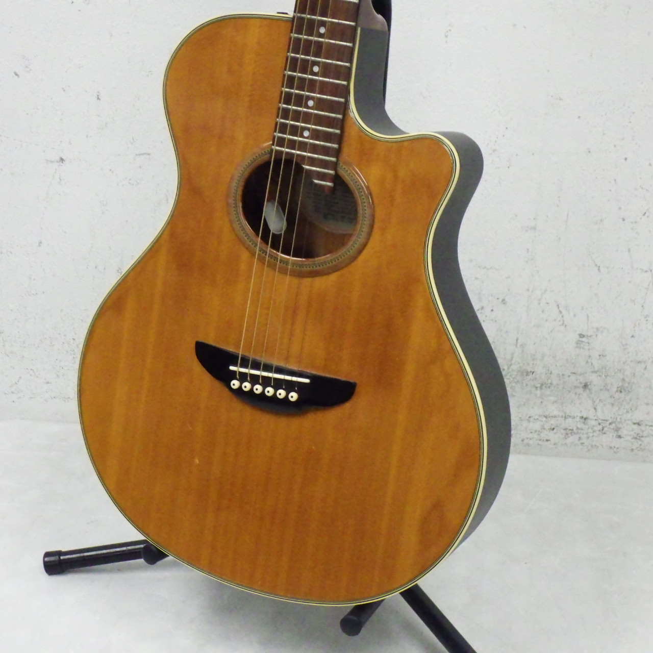 Used Yamaha APX6 Laminate Top Acoustic Guitar Wood