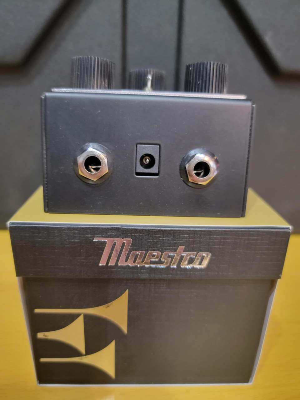 Maestro Fuzz-Tone FZ-M Fuzz Pedal