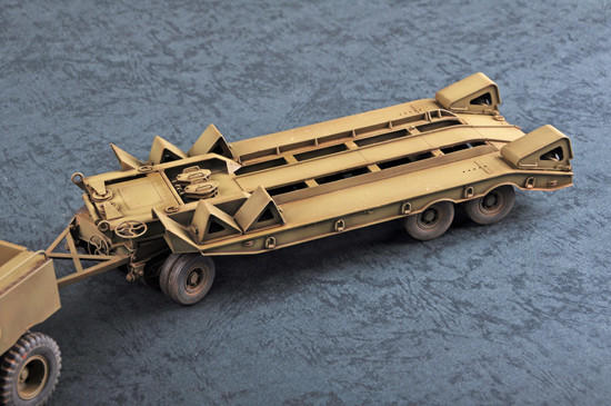 1/35 i Love Kit US M19 Tank Transporter w/Soft Top Cab - Squadron.com