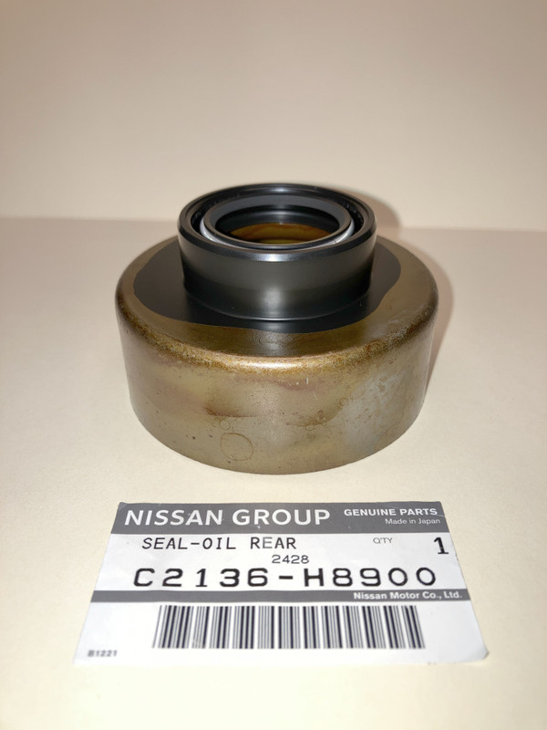 Rear Transmission Seal Datsun 4-Speed 1200 B110 B210 210 B310