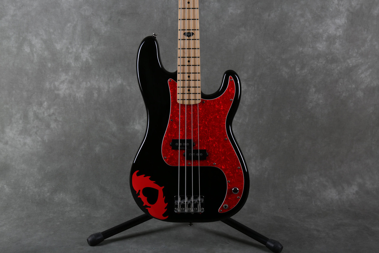 Squier Pete Wentz Precision Bass - Black - 2nd Hand