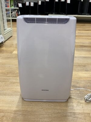 IRIS OHYAMA 除湿機 12L/日空気清浄機17畳中古品 IRIS OHYAMA 除湿機