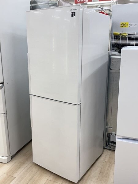 美品】シャープ 冷蔵庫 ホワイト SJ-PD28F-W 2020年製 シャープ SJ