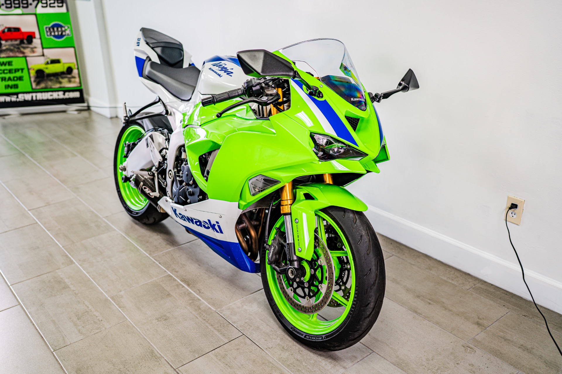 資金集め中 予備 大久保6本 Used 2024 Kawasaki ZX-6R 40th