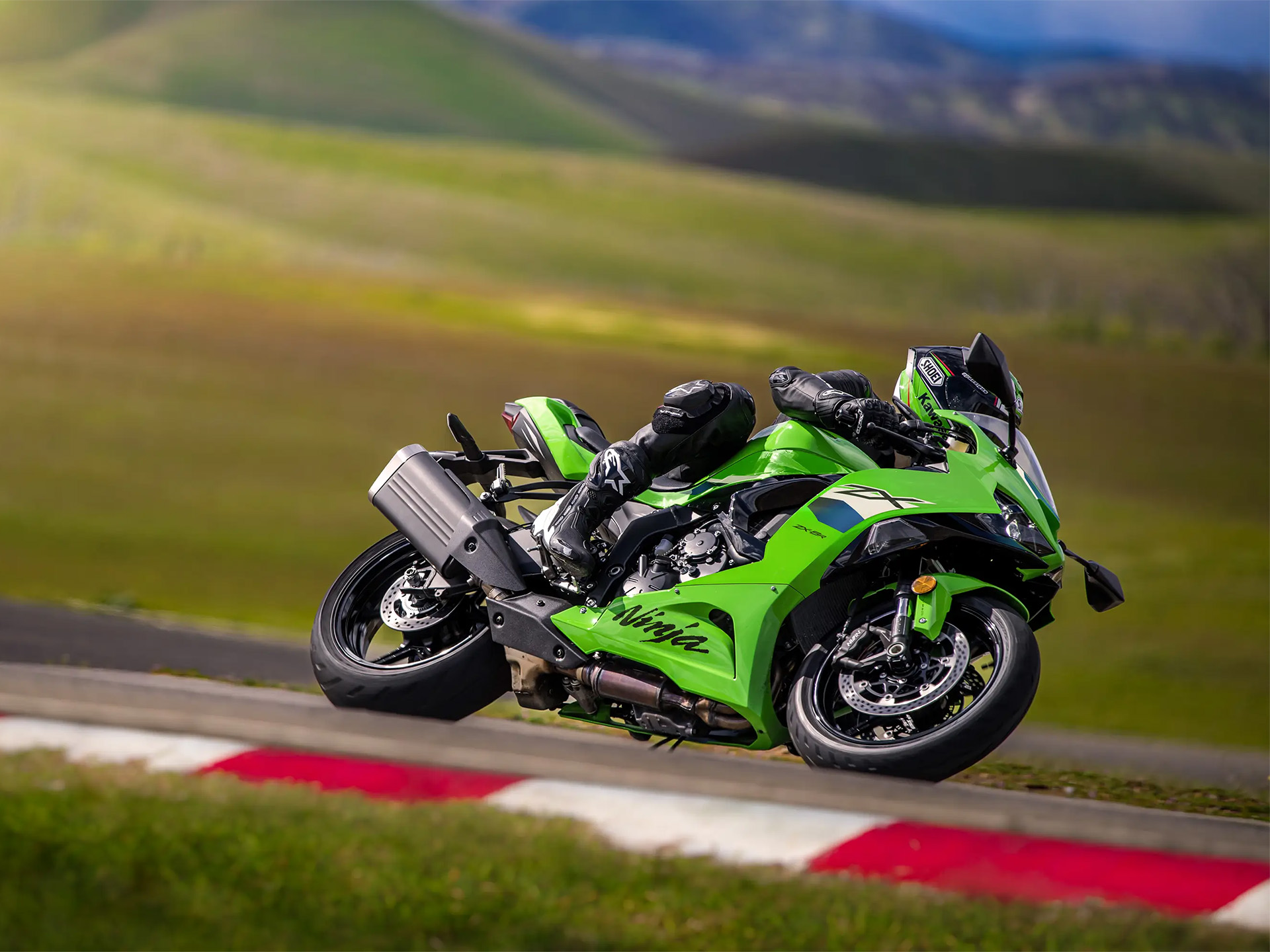 New 2026 Kawasaki NINJA ZX-6R ABS, Palmer MA | Specs, Price