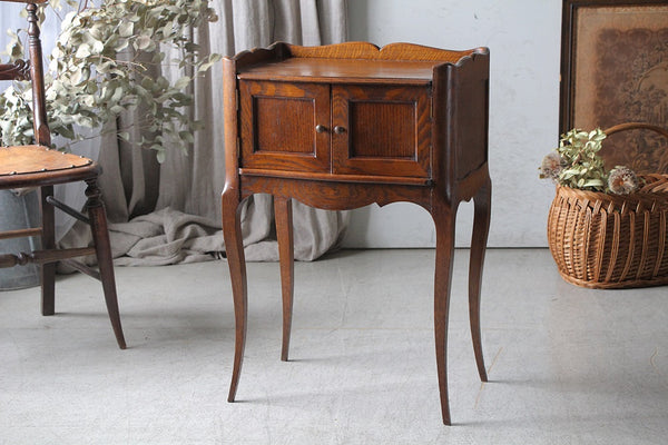 フランスアンティーク猫脚ベッドサイドキャビネット/ナイトテーブル机