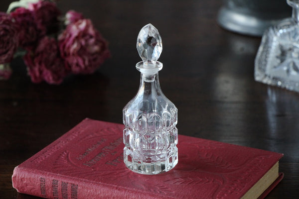 香水瓶 3個セットヨーロッパ フランスアンティーク オパリンガラスの