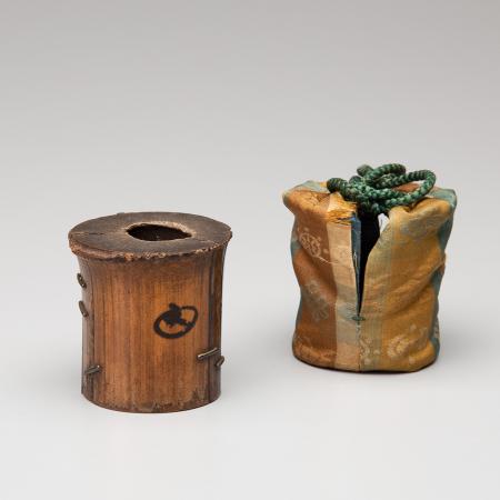 水を避ける獣カデ蝮 卓上 招財 茶寵 文机 文鎮 書道具 装飾品 工芸品