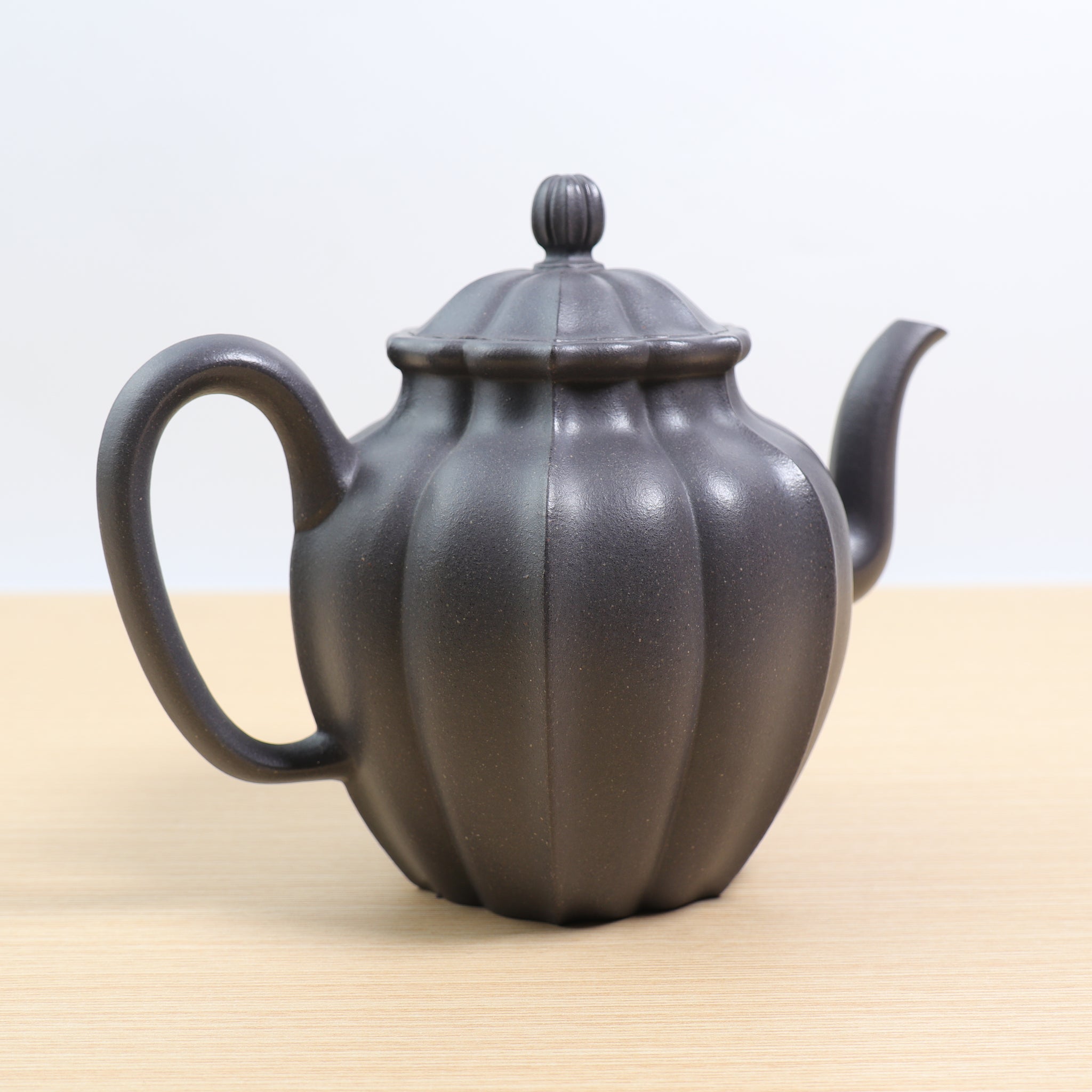 李朝 雨漏手小壺 No 26 李朝 雨漏手小壺 No 26 - メルカリ