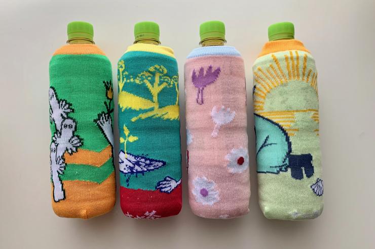 十六茶【ムーミン 2019年冬】ペットボトルカバーでた！かわいい