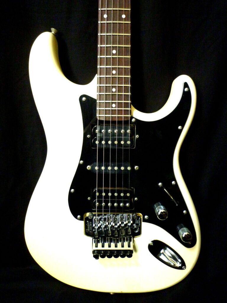 レア Fender Japan STM-60 超希少 FENDER JAPAN STM-60【ボディ＋