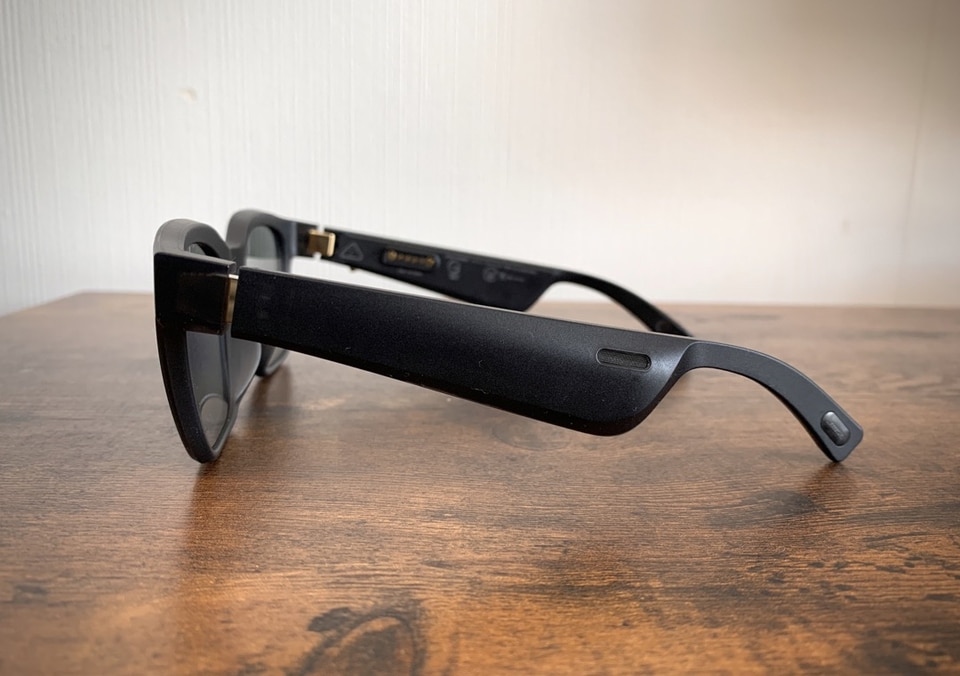 BOSE FRAMES レビュー】人知れず音楽再生&通話ができるサングラス型