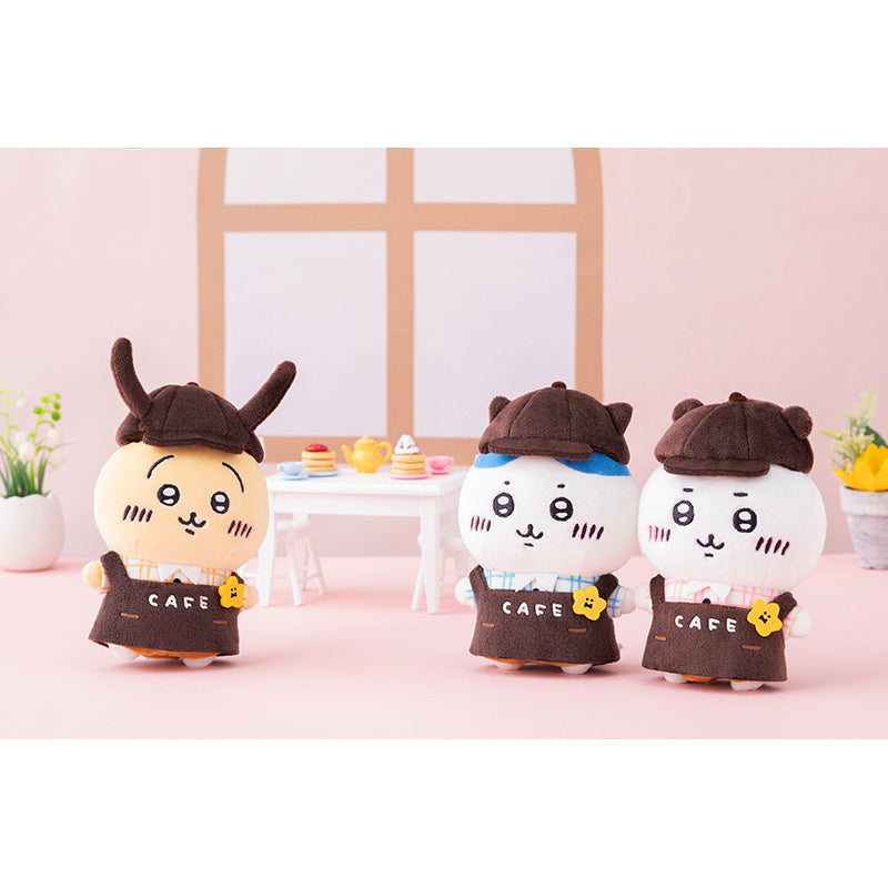 ちいかわ カフェのコックさんマスコットな2匹 ➕ ハチワレカフェの