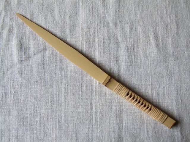 竹のペーパーナイフ - 竹聲館