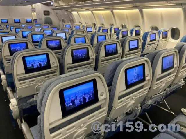 カタール航空 B747-8 キャセイA330-300 カタール航空 B747-8 キャセイ